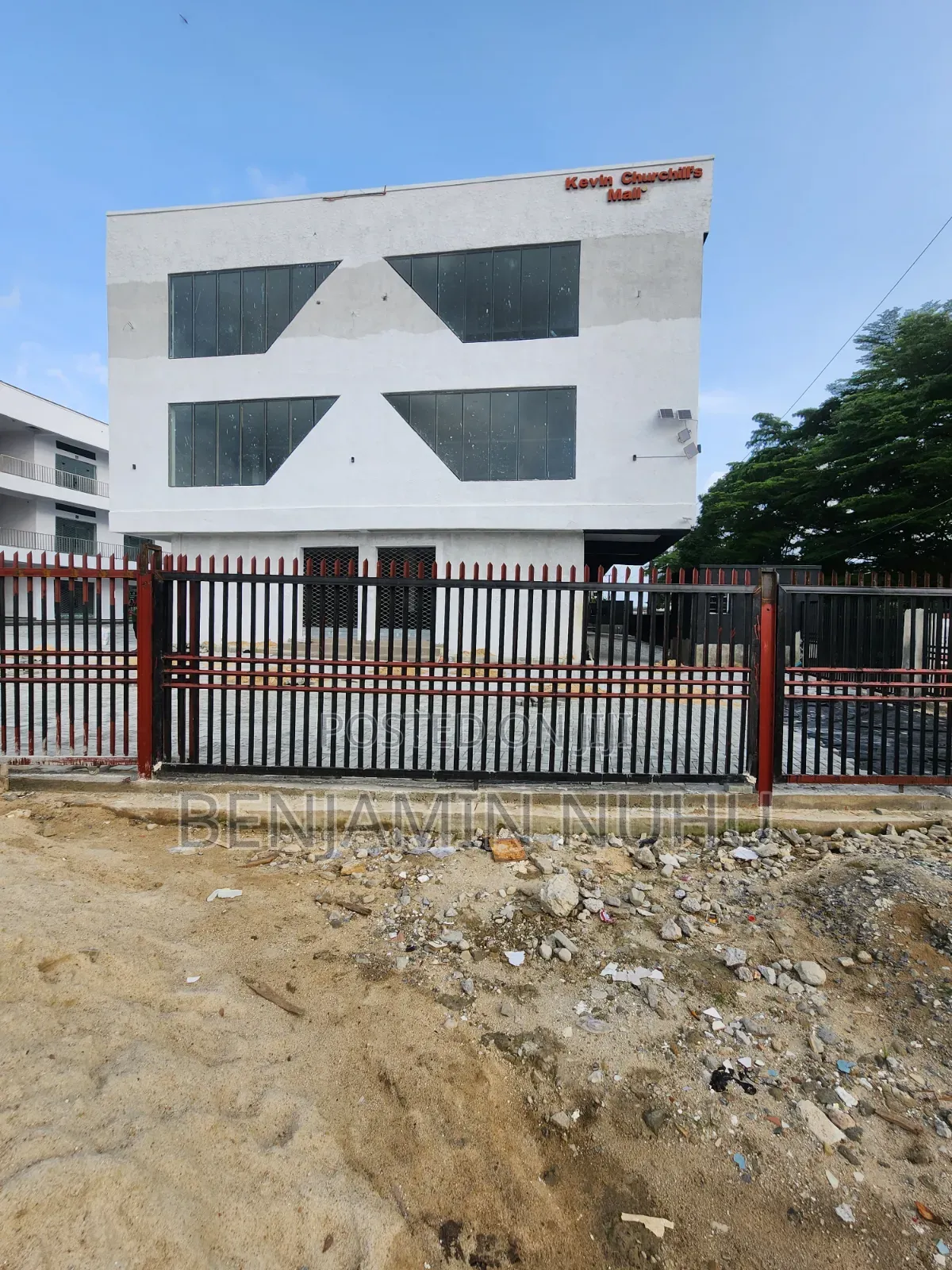 A Massive 1,250sqm Space Good For Every Business