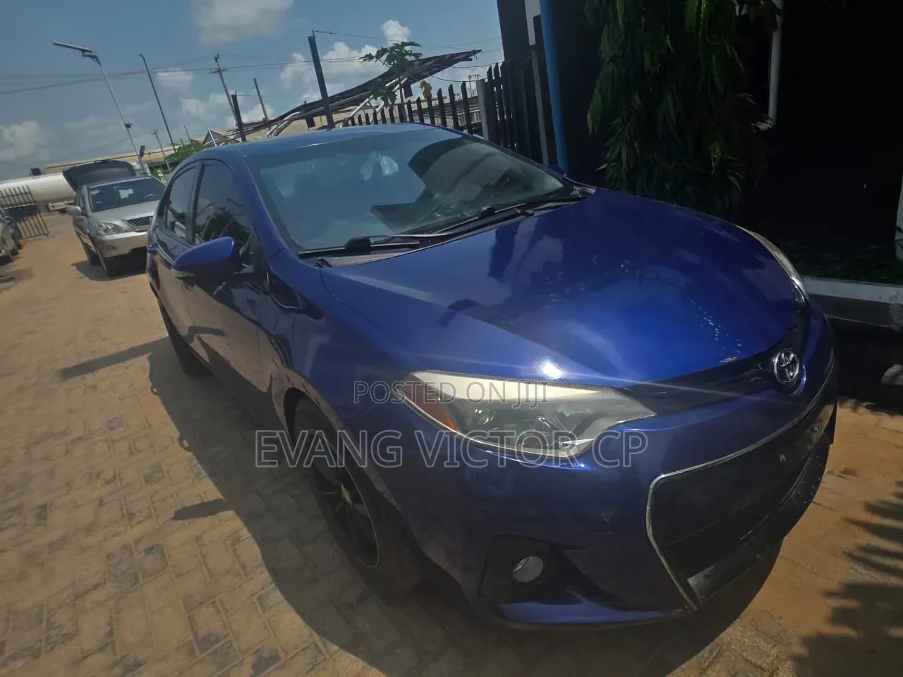 Toyota Corolla LE 4dr Sedan (1.8L 4cyl CVT) 2014 Blue