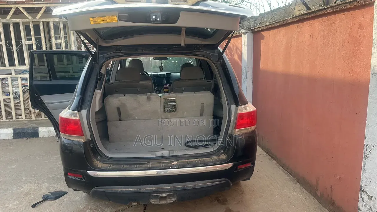 Toyota Highlander 2011 Black