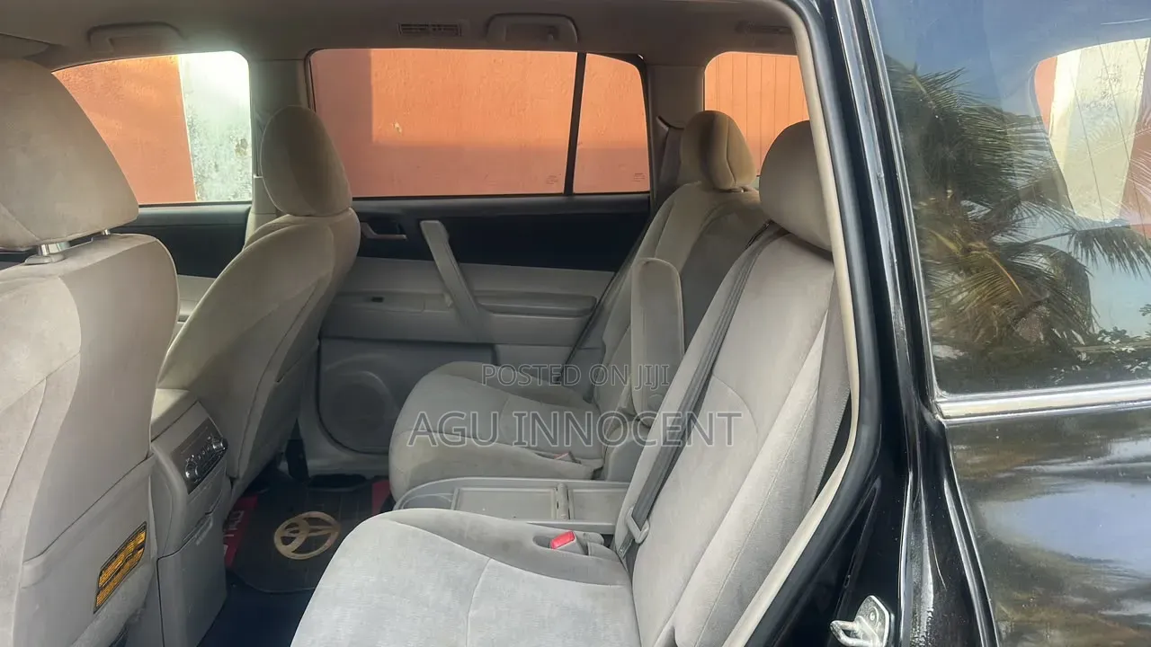Toyota Highlander 2011 Black