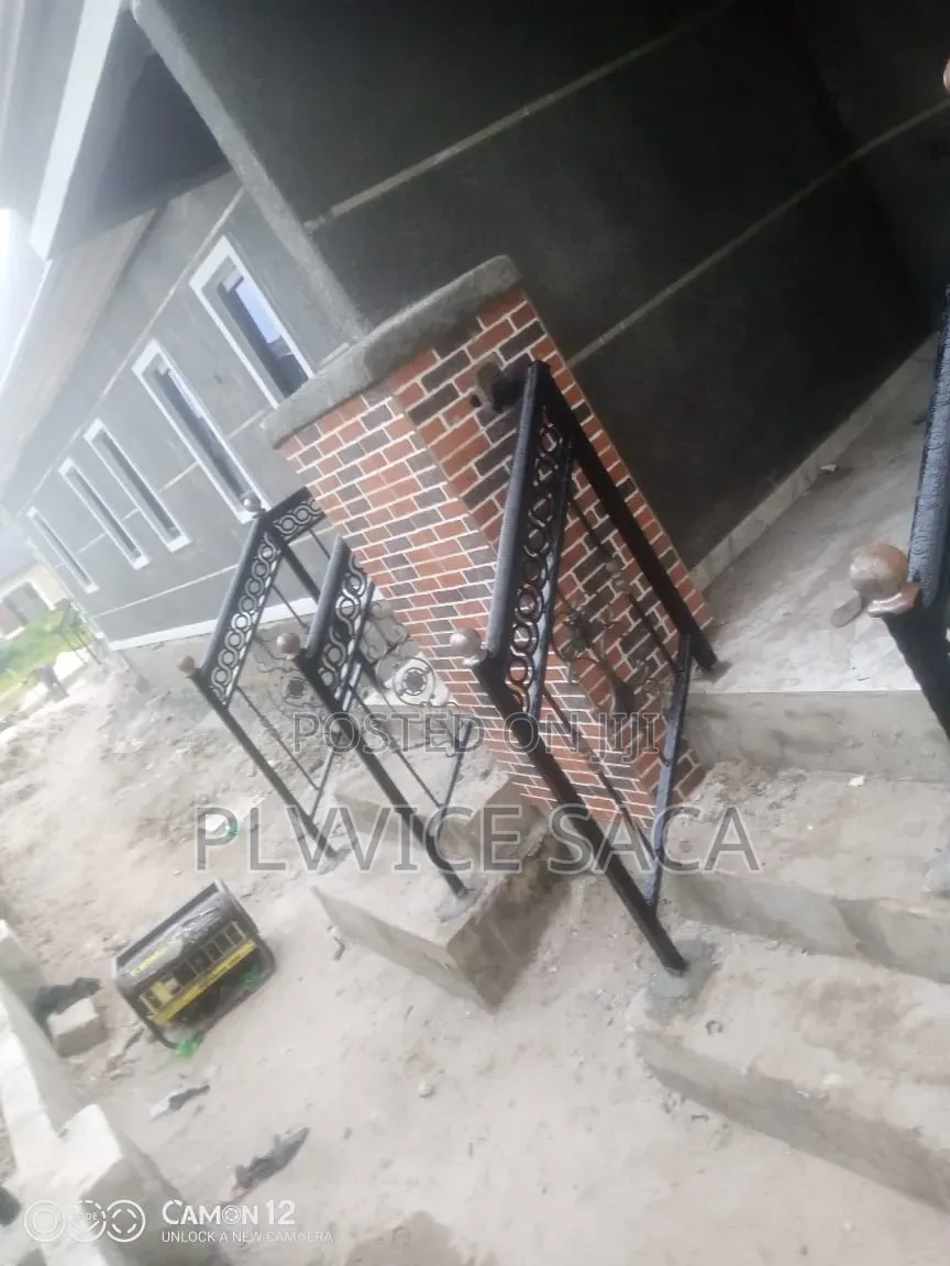 Wrought-Iron Handrail Ring Cumbi