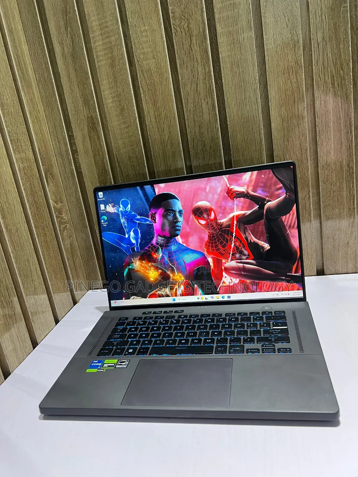 Laptop Asus ROG Zephyrus M16 GU603HR 16GB Intel Core i7 SSD 1T