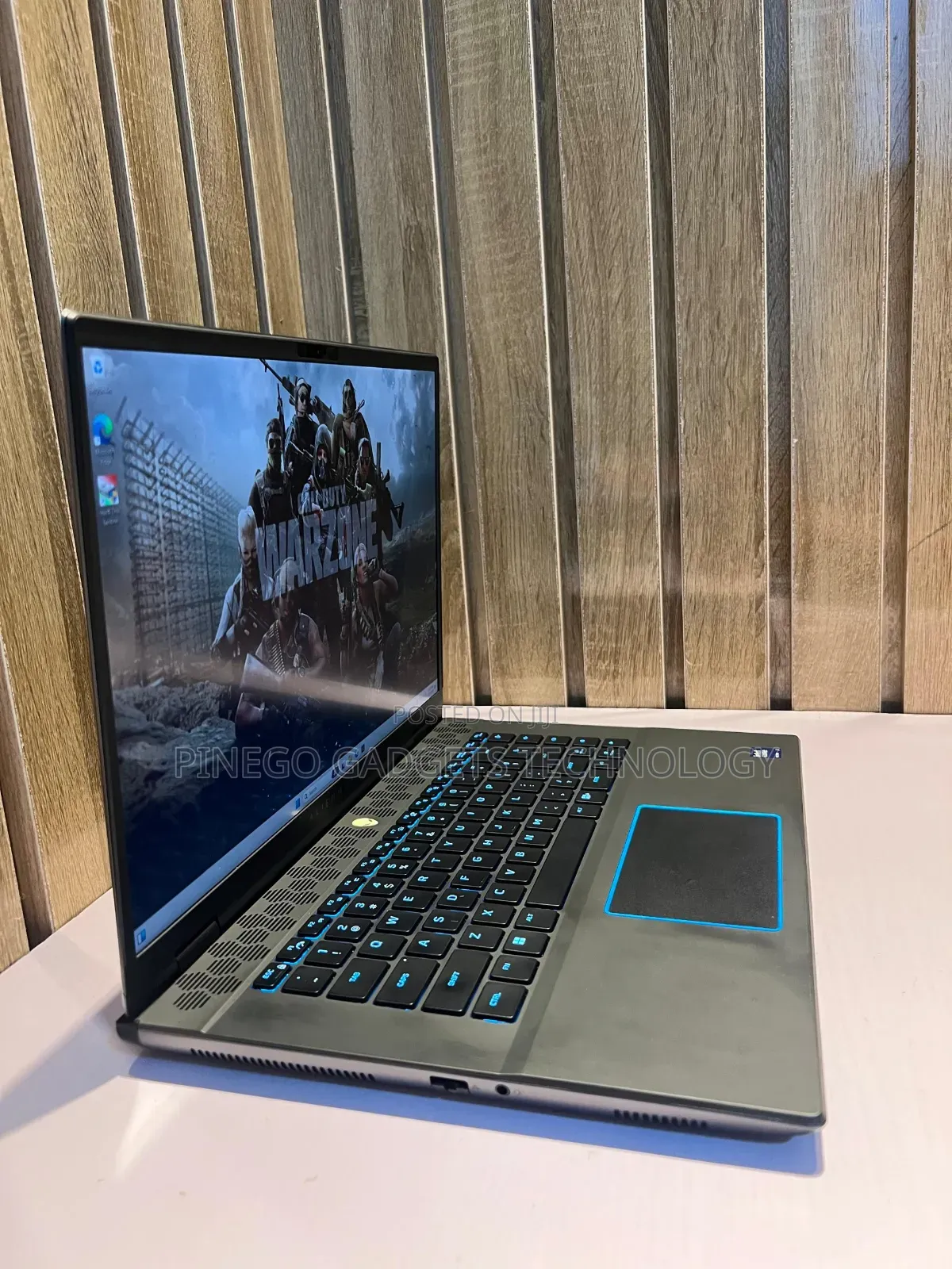 Laptop Alienware M16 R2 16GB Intel Core Ultra 7 SSD 1T