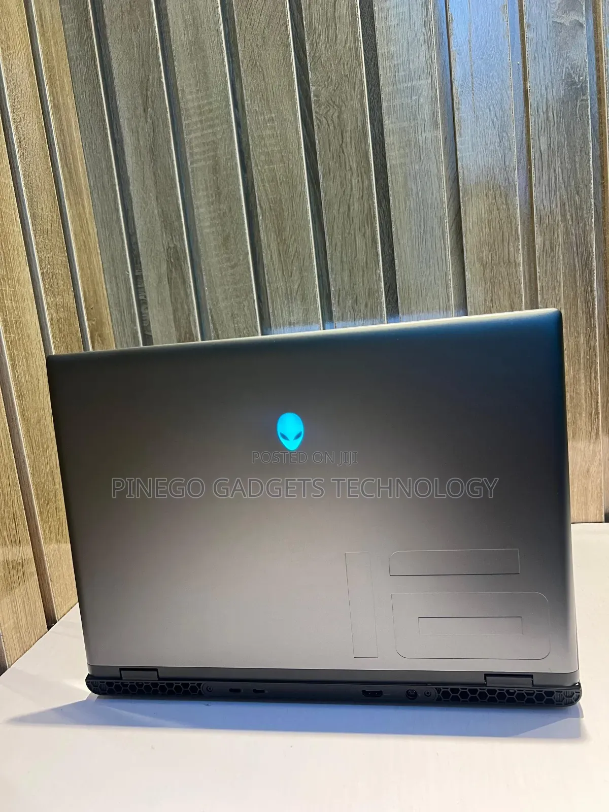 Laptop Alienware M16 R2 16GB Intel Core Ultra 7 SSD 1T