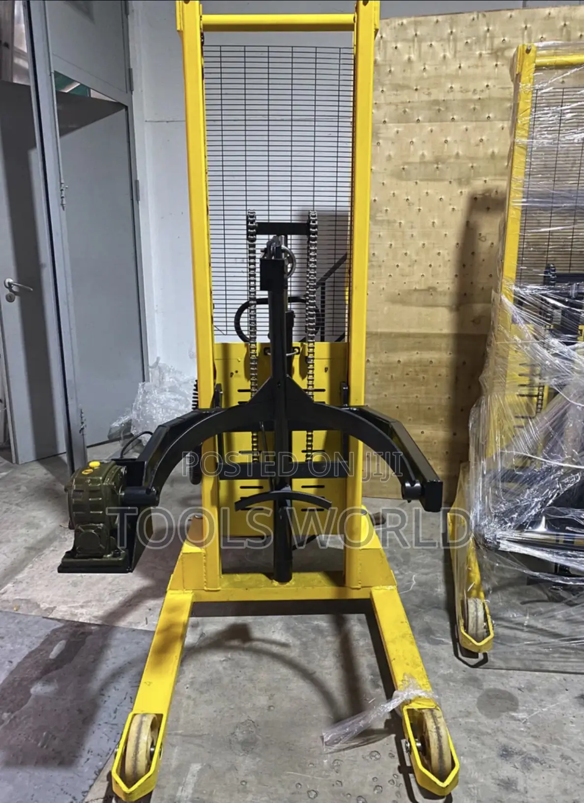 300kg Hydraulic Drum Lifter Stacker
