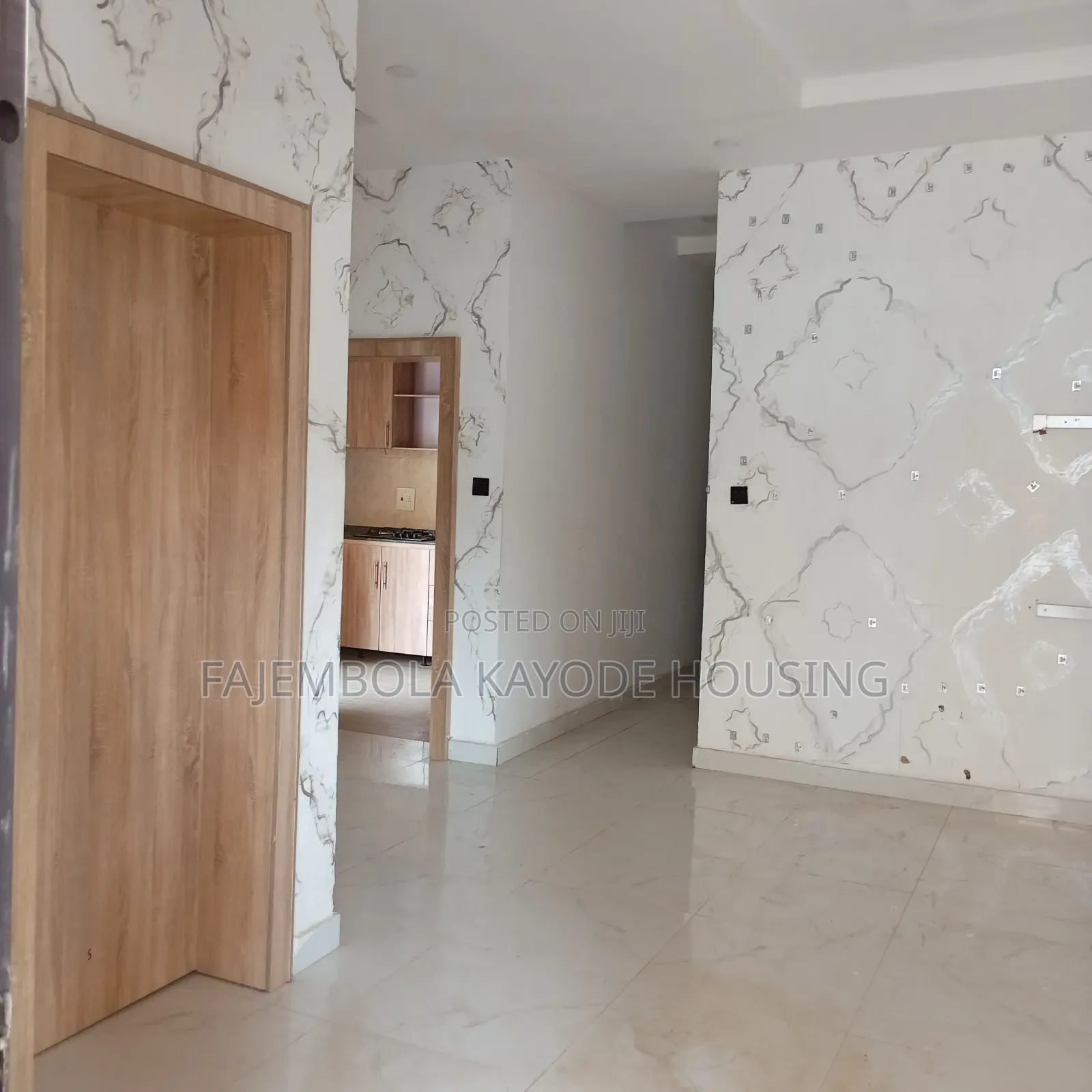 3bdrm Bungalow in Bashorun Housing, Akobo for sale
