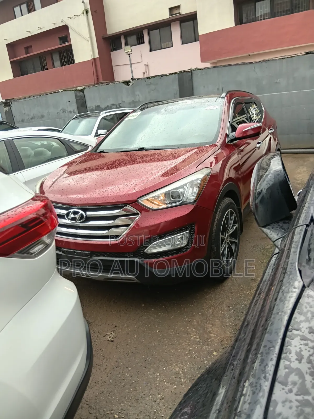 Hyundai Santa Fe 2014 Red