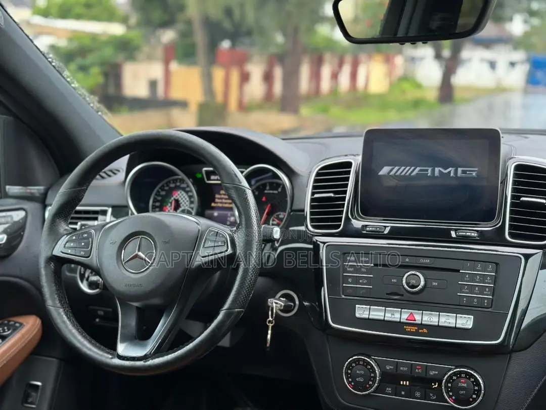 Mercedes-Benz GLE-Class AMG GLE 43 4MATIC 2018 Black