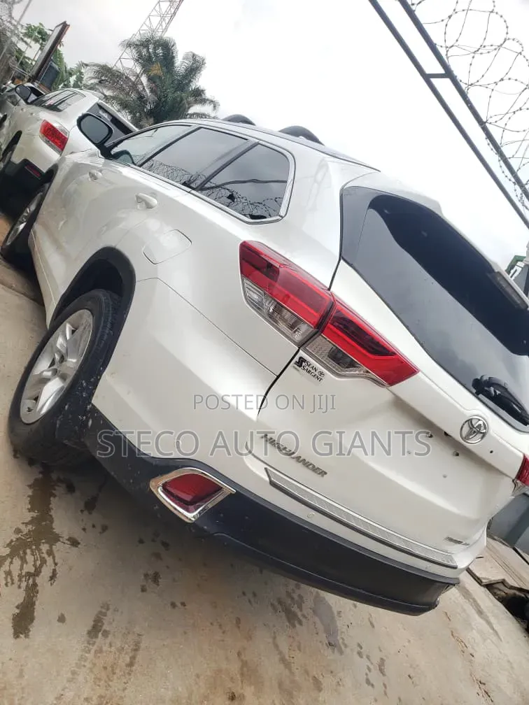 Toyota Highlander 2015 White
