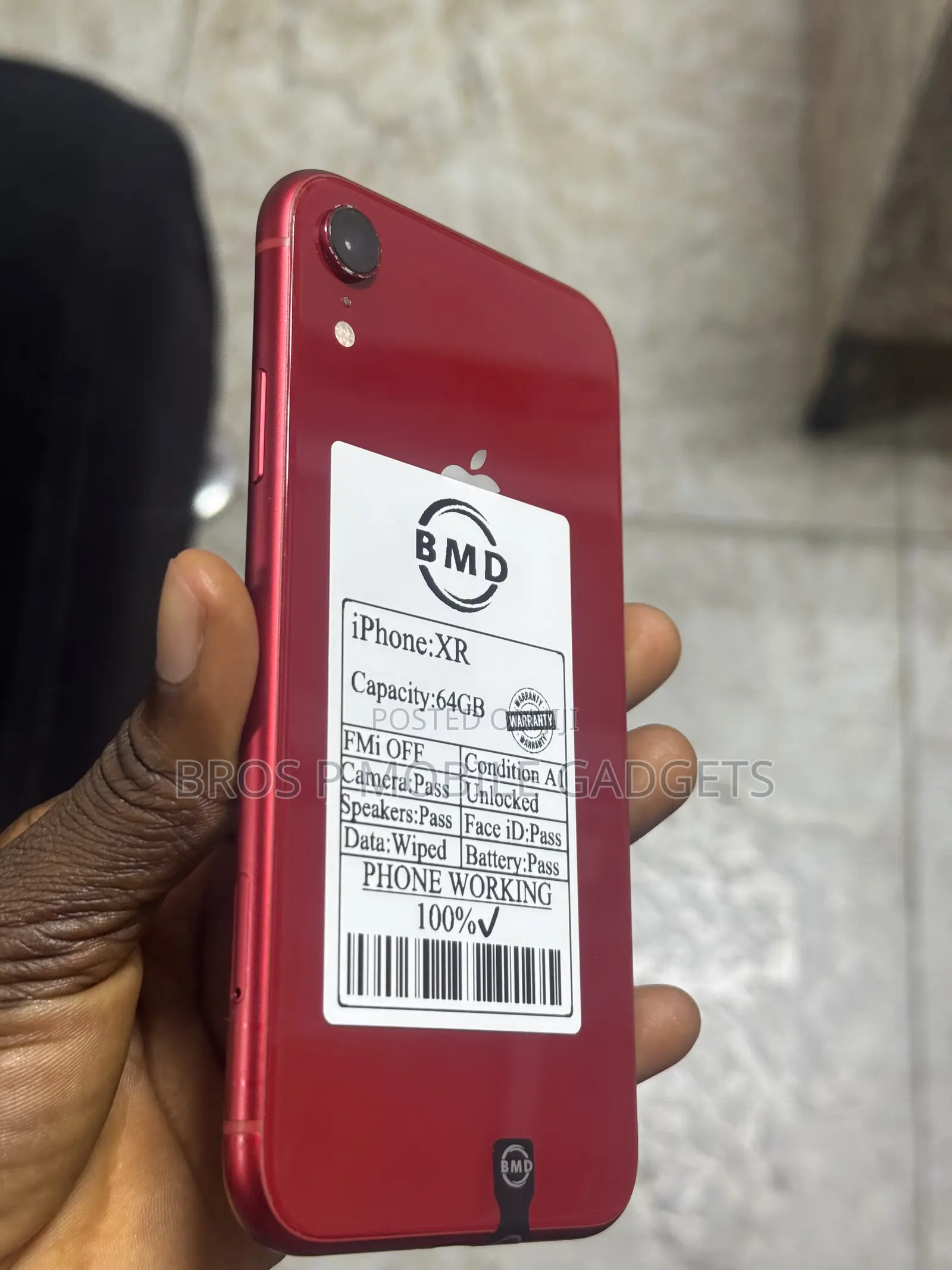 Apple iPhone XR 64 GB Red