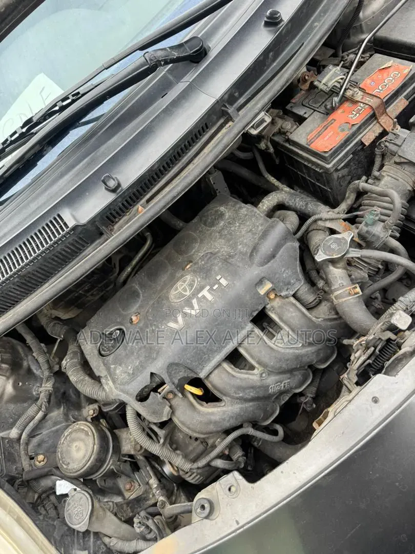 Toyota Yaris 2006 Gray