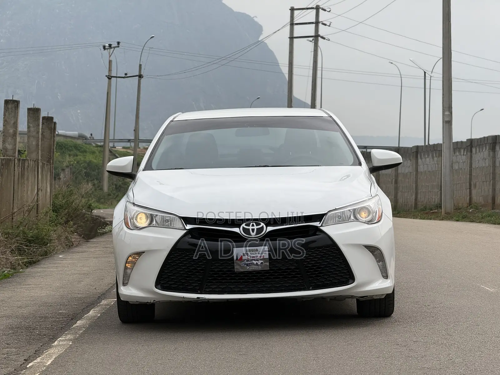 Toyota Camry 2016 White