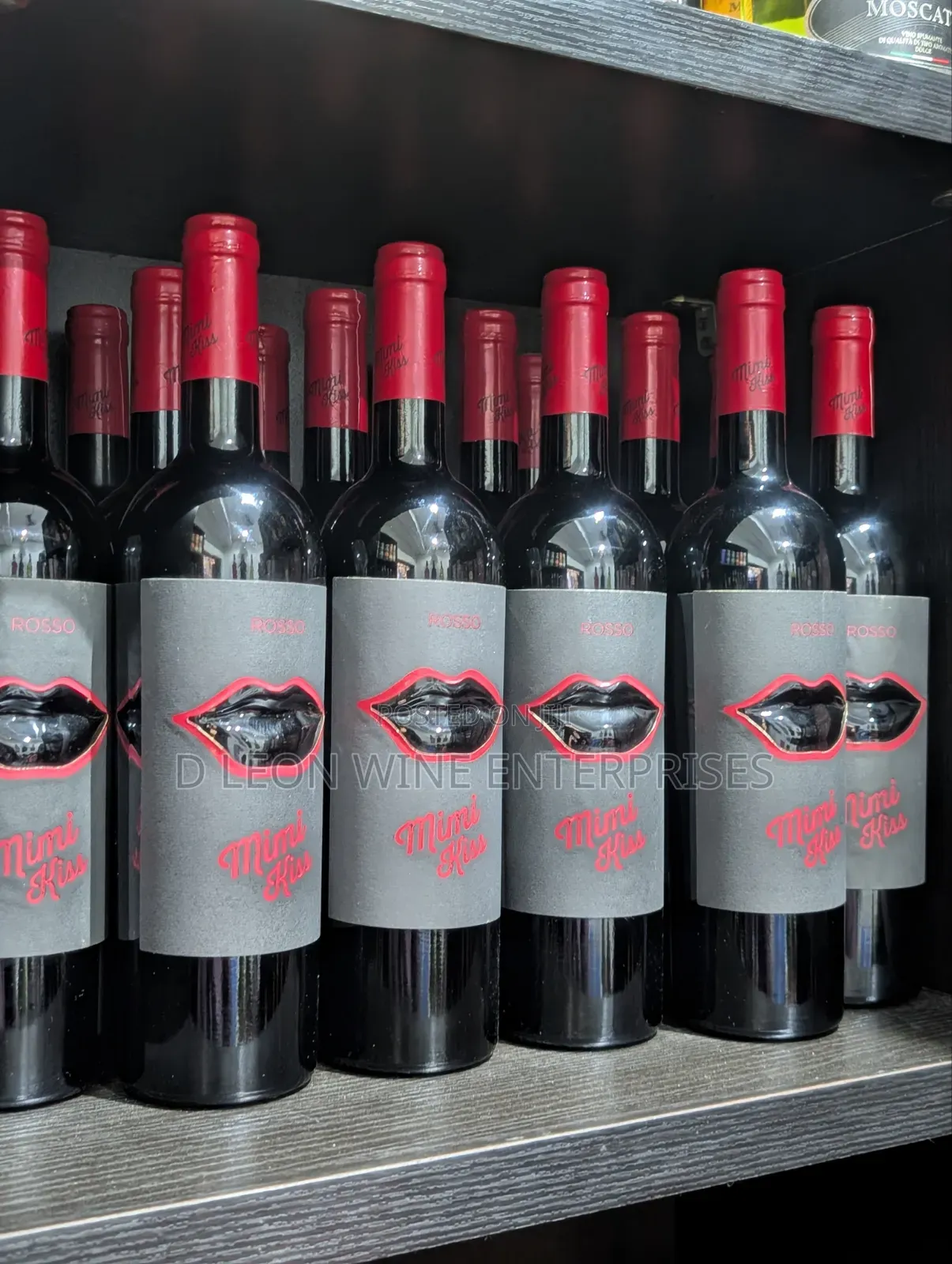 Mimi Kiss Rosso Wine Cartoon by ( 12 Bottles )