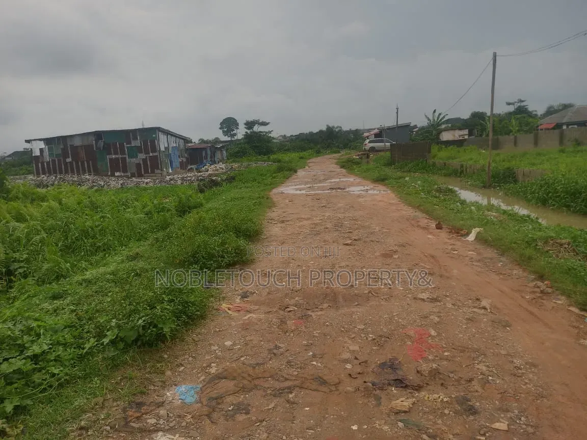 Quarter Dry Land at Abaranje Ikotun Lagos