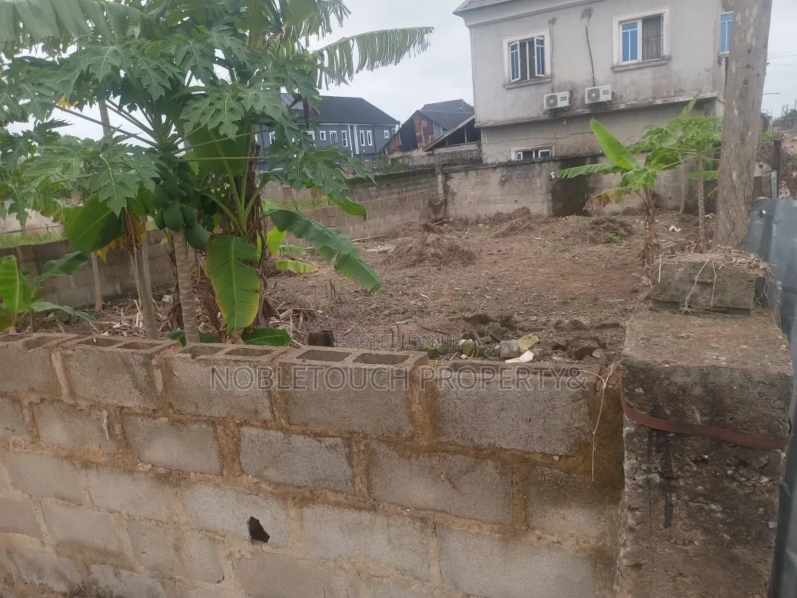 Quarter Dry Land at Abaranje Ikotun Lagos