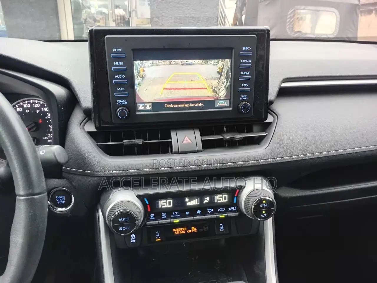 Toyota RAV4 XLE 2021 Red
