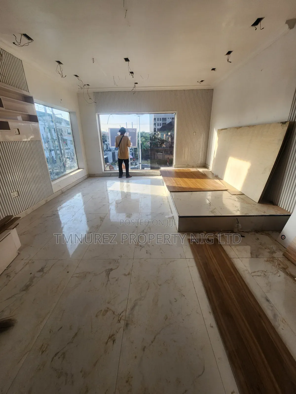 Showroom Shop for Rent Lekki Phase1