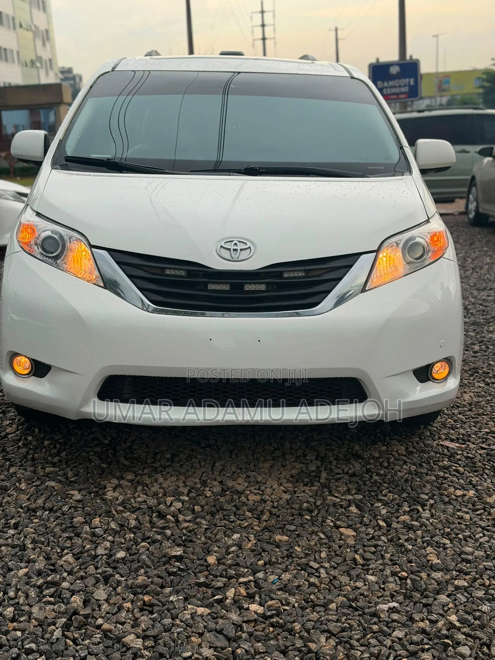 Toyota Sienna 2012 White