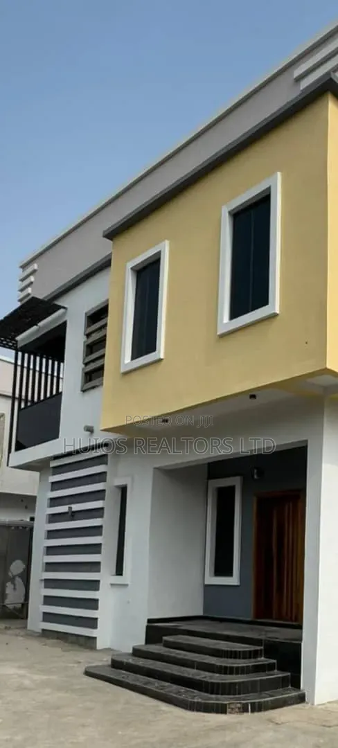 4bdrm Duplex in Carlton Gate Estate, Akobo for sale