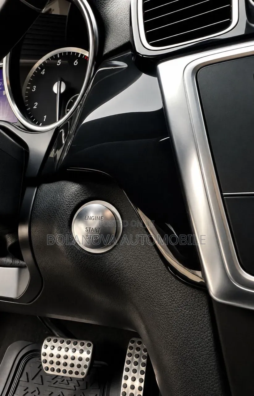 Mercedes-Benz M Class 2015 Black
