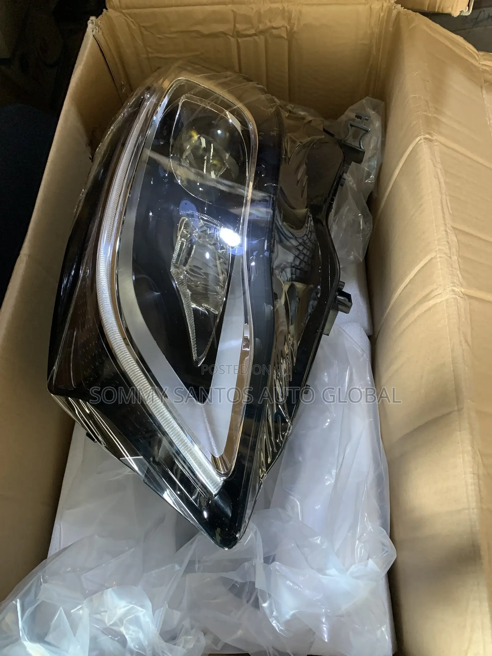 Headlamp for Mercedes Gla 2019 Available