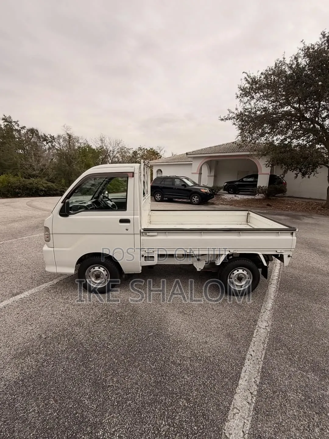 Daihatsu Hijet 2010 White