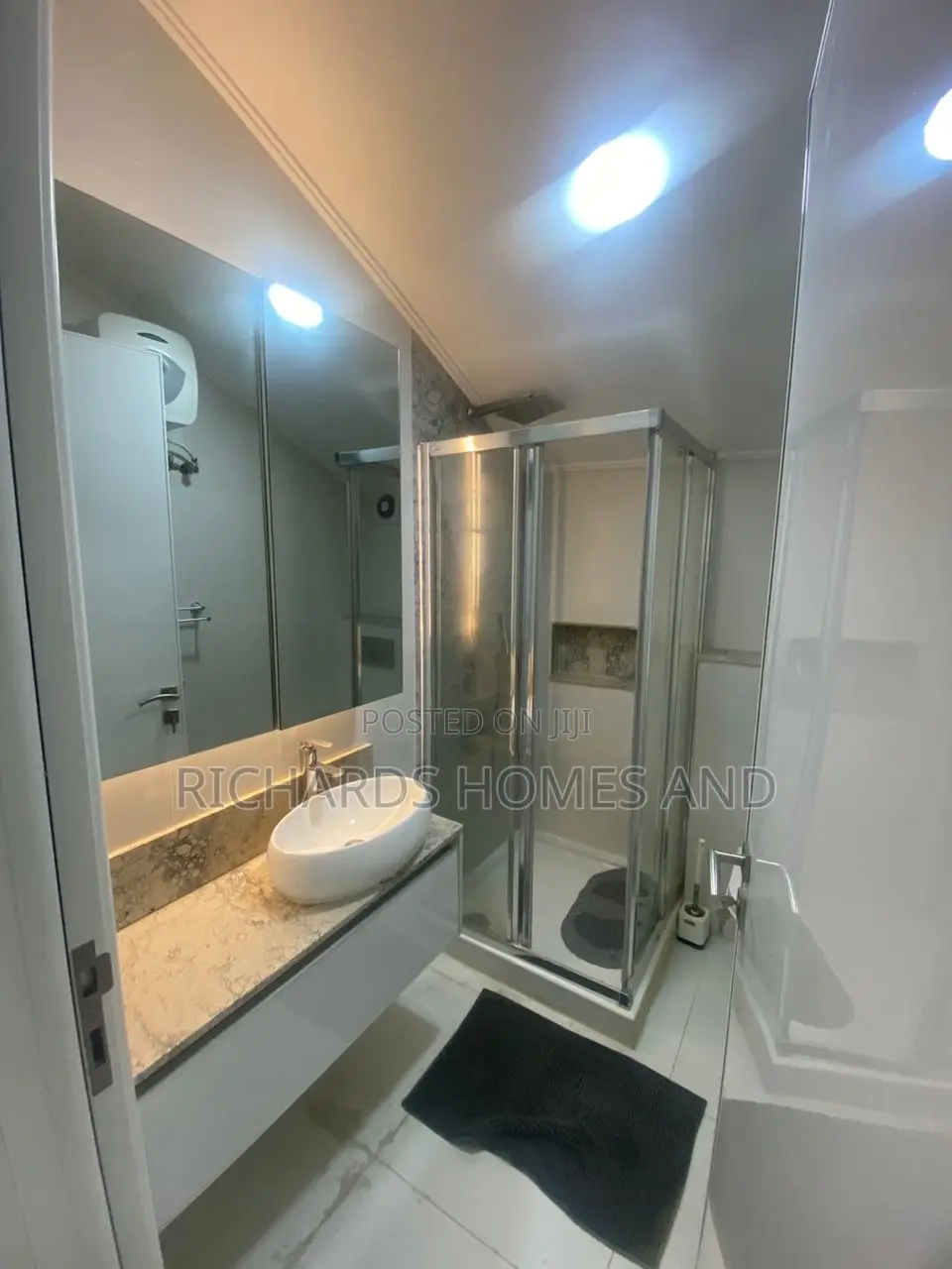 Furnished 3bdrm Apartment in Banana Island for rent