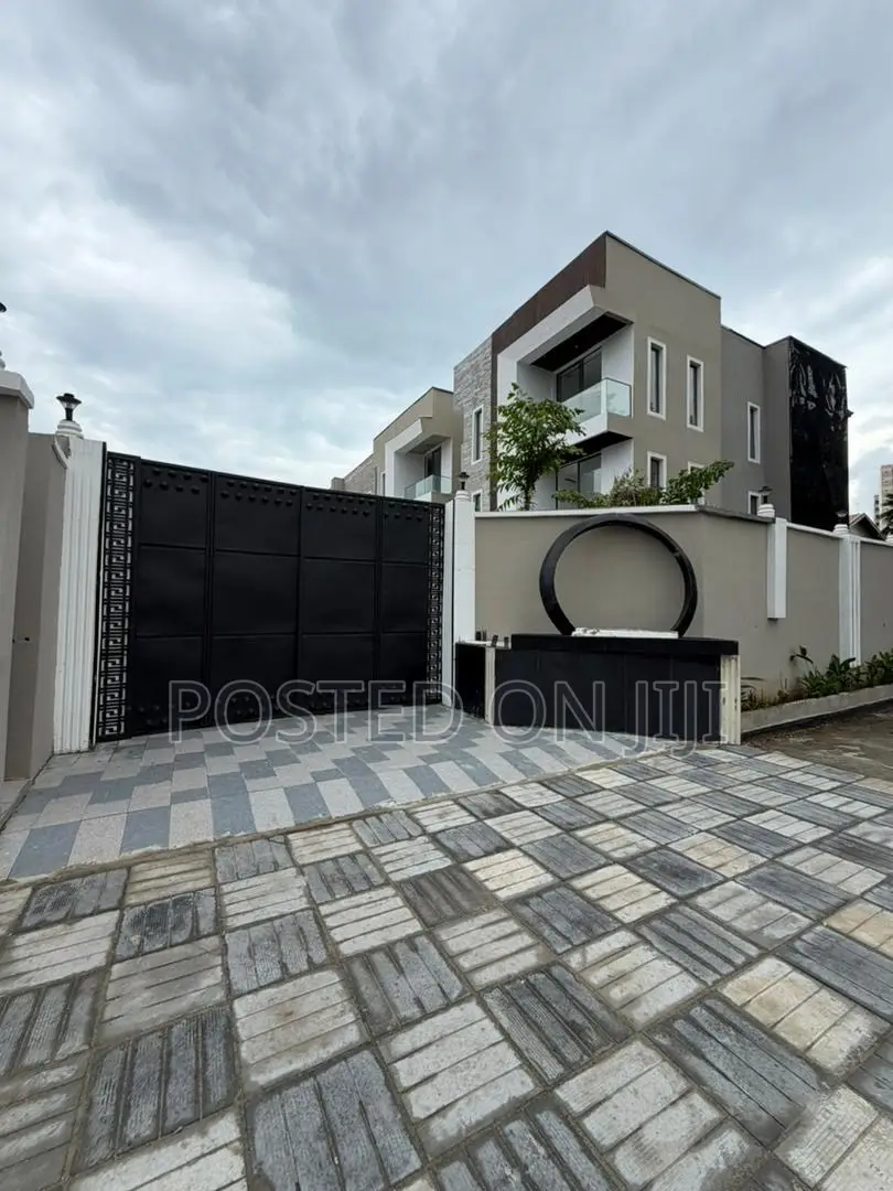 5bdrm Duplex in Ikoyi Lagos State for sale