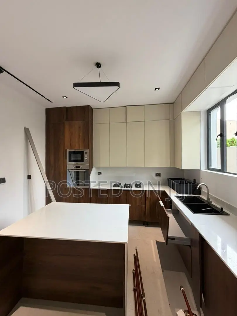 5bdrm Duplex in Ikoyi Lagos State for sale