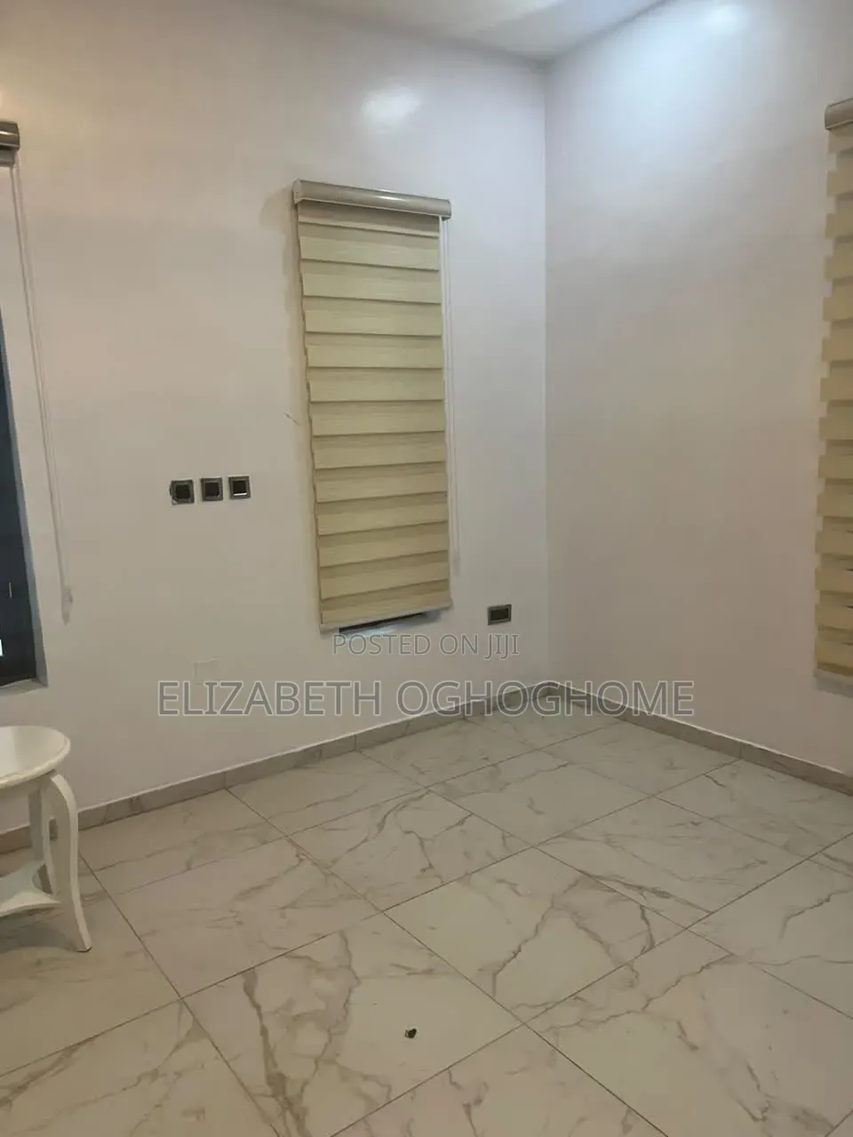 5bdrm Duplex in Lafiaji for rent
