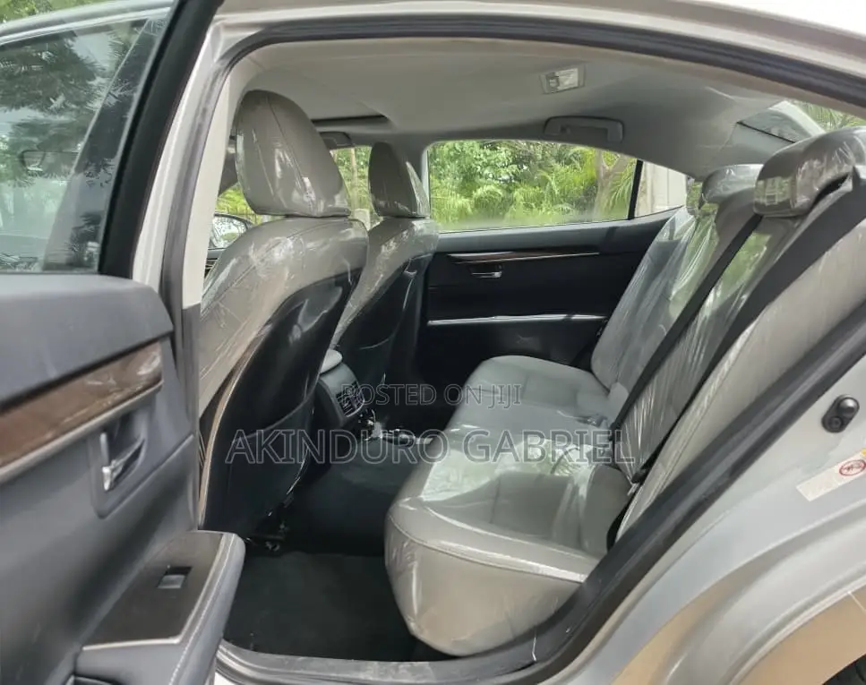 Lexus ES 350 FWD 2017 Silver