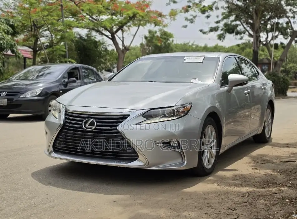 Lexus ES 350 FWD 2017 Silver