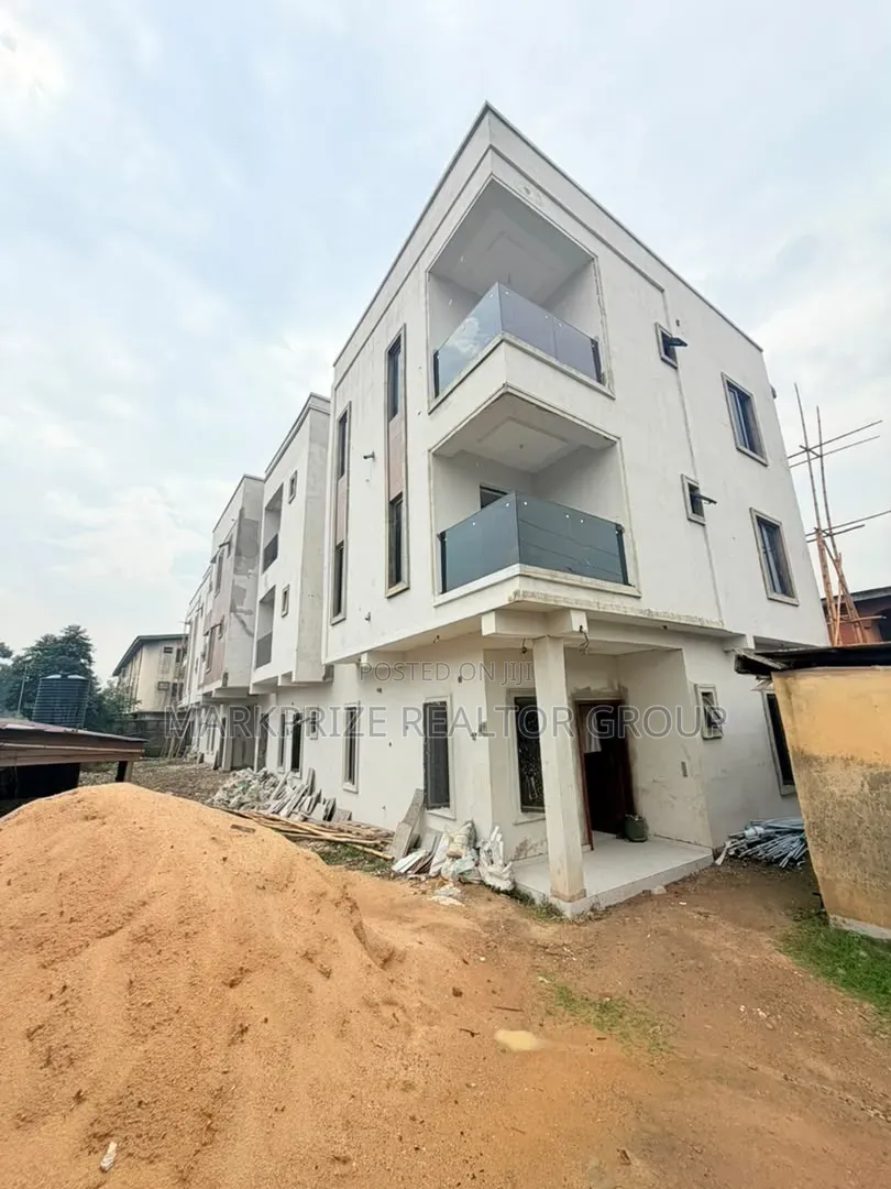 3bdrm Apartment in Oko Oba Agege for sale