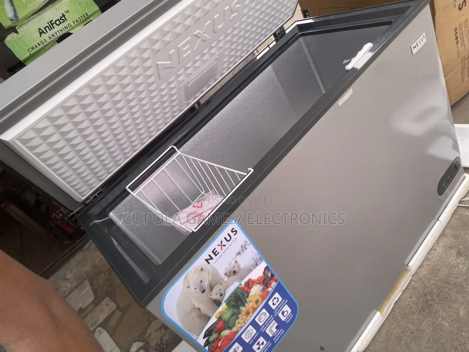 Nexus Chest Freezer 250 Litres