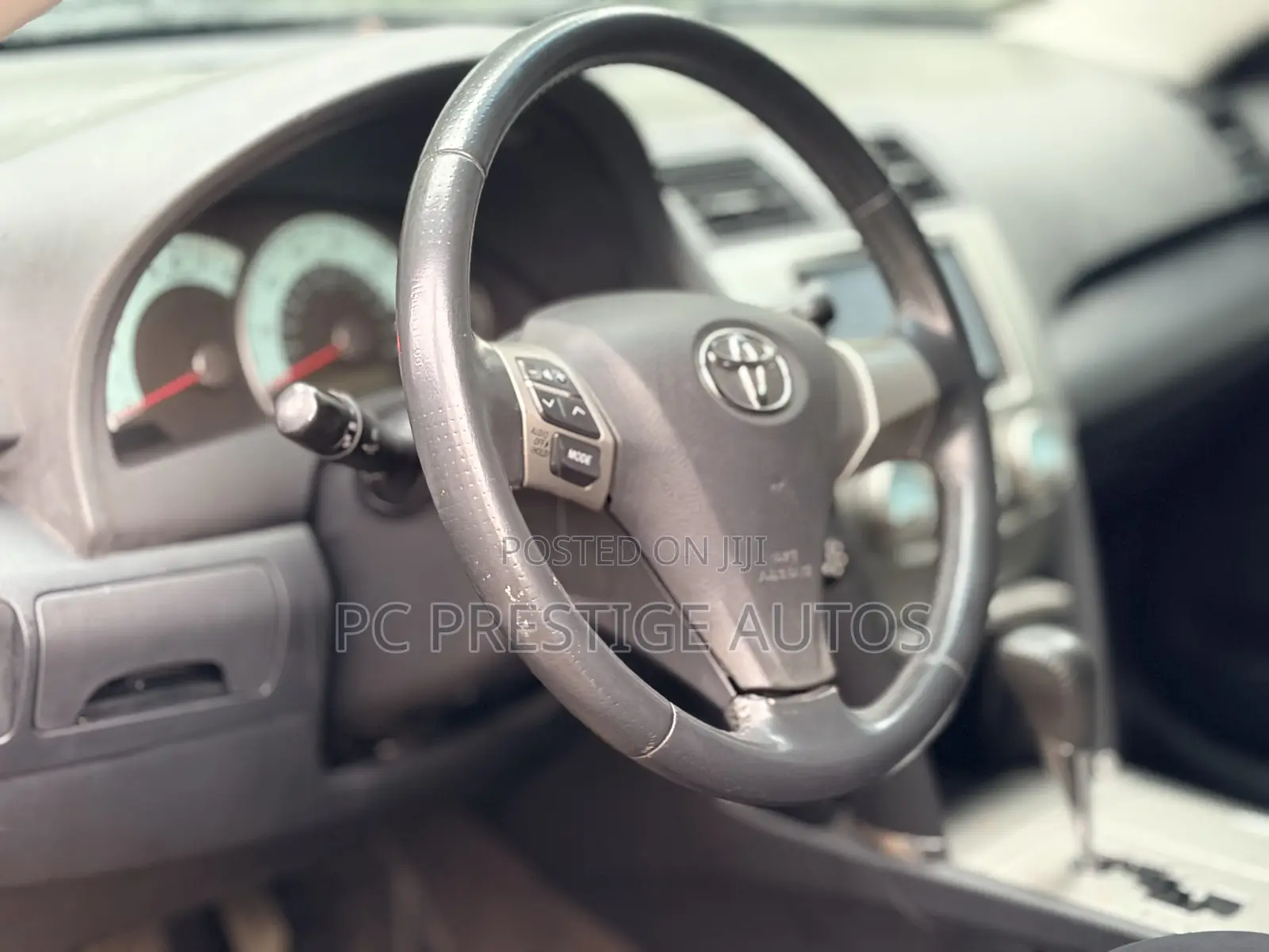 Toyota Camry SE 4dr Sedan (2.4L 4cyl 5A) 2008 Gray