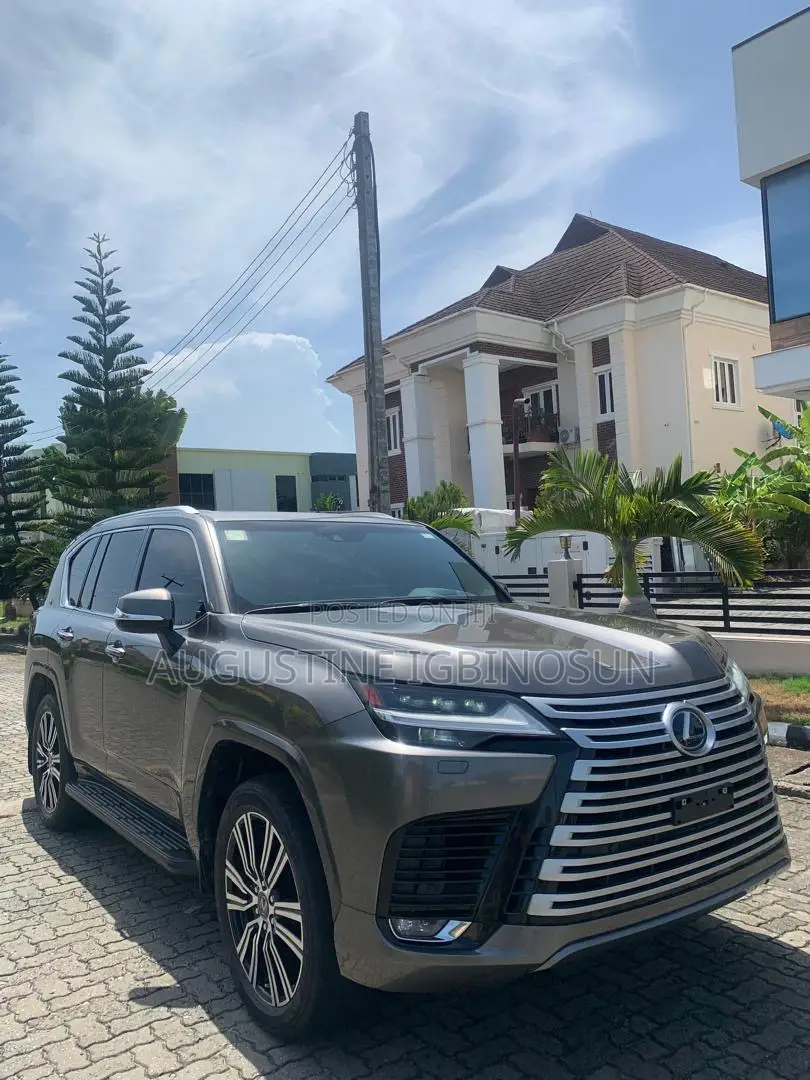 Lexus LX 2023
