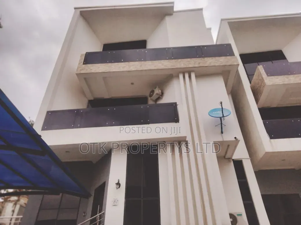 Furnished 4bdrm Duplex in Mshel Rock Of for sale