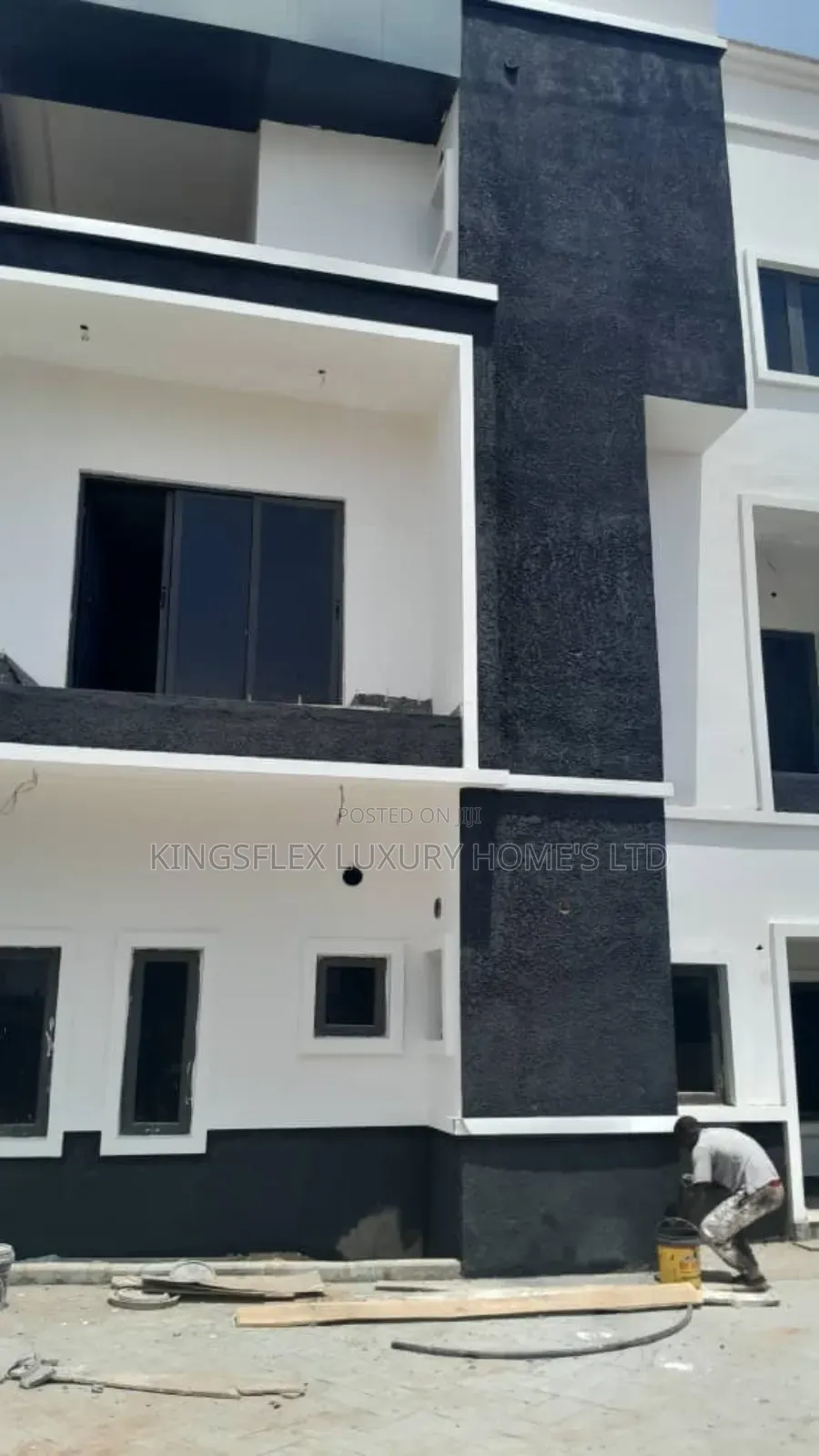 6bdrm Duplex in Ochacho Estate, Life Camp for sale