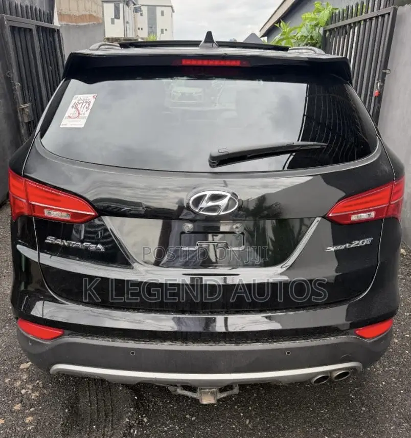 Hyundai Santa Fe 2014 Black