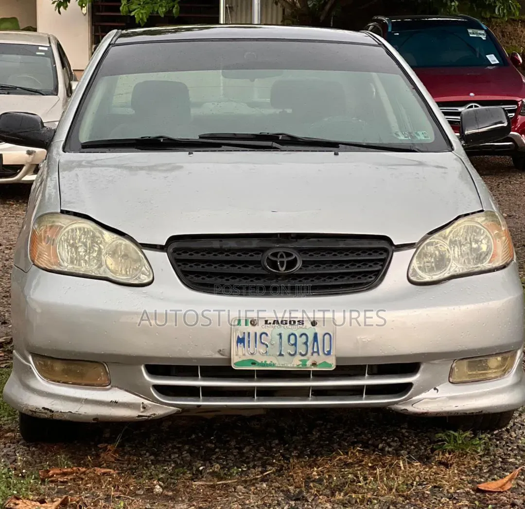 Toyota Corolla 2004 Silver