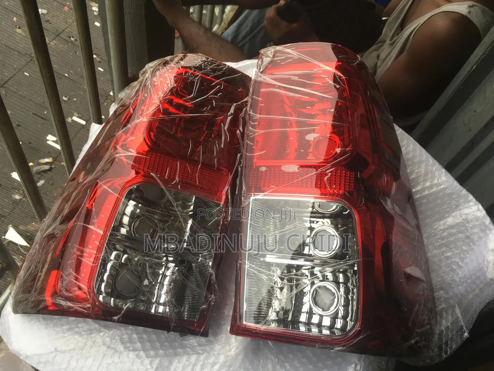 Back Light Hilux 2015