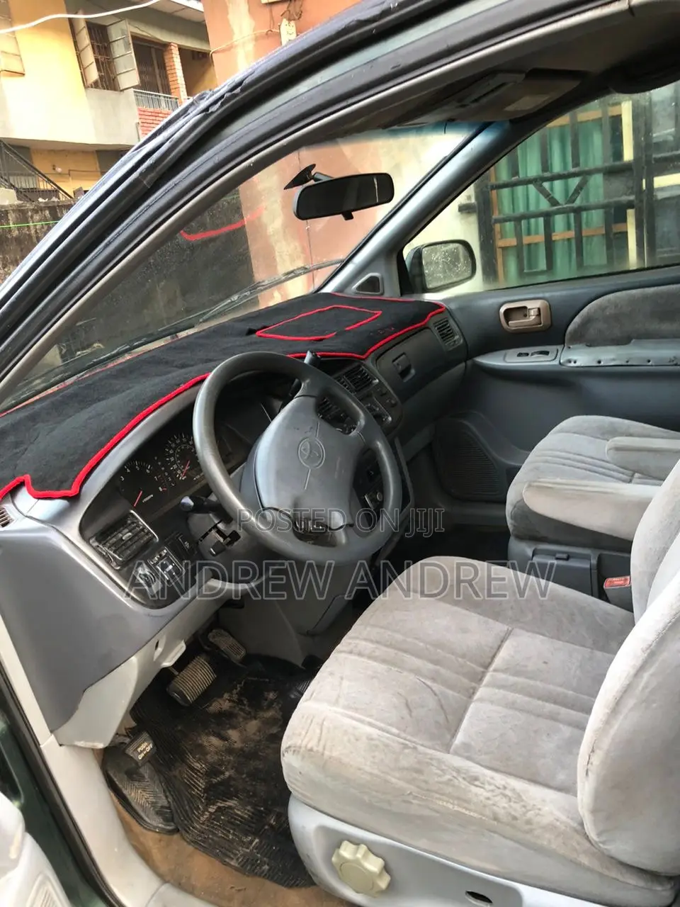 Toyota Sienna 2000 Green