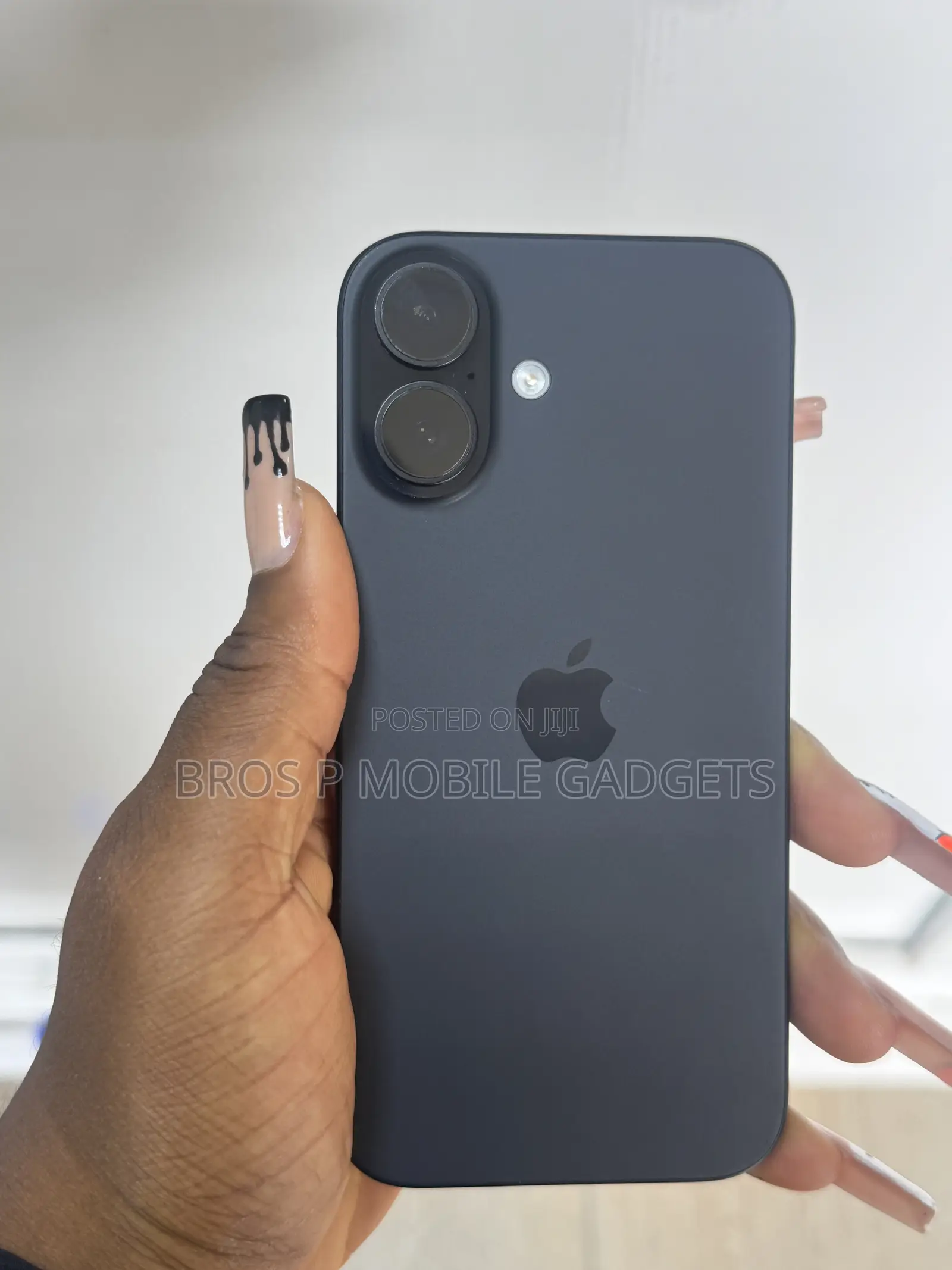 Apple iPhone 16 128 GB Black