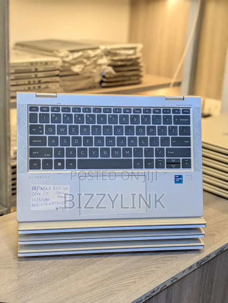 Laptop HP EliteBook 830 G8 16GB Intel Core i7 SSD 512GB