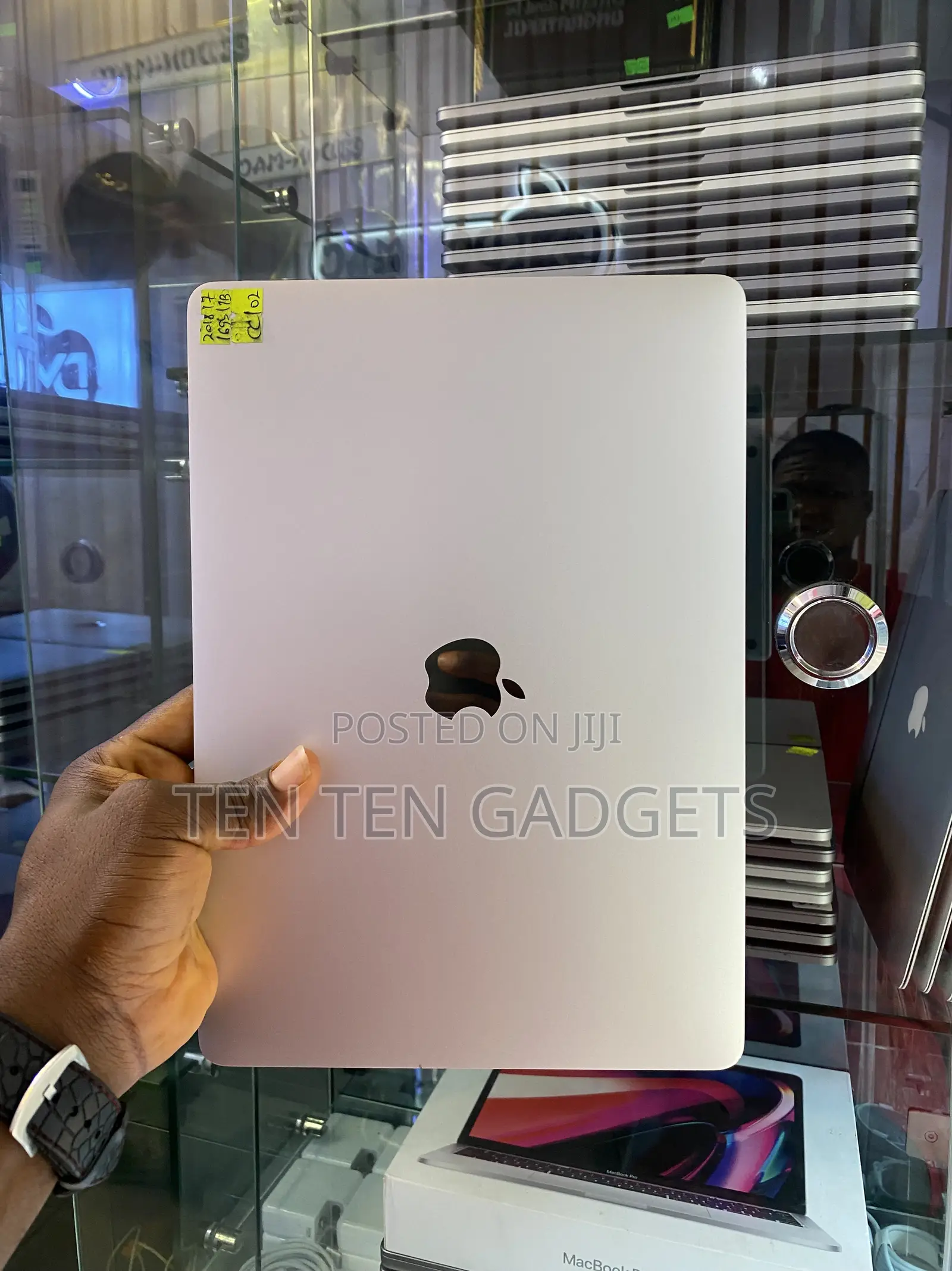 Laptop Apple MacBook 2018 16GB Intel Core 7 SSD 1T