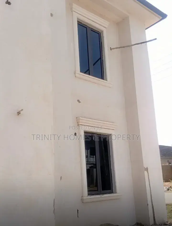 6bdrm Duplex in Faplins Estate,, Galadimawa for sale