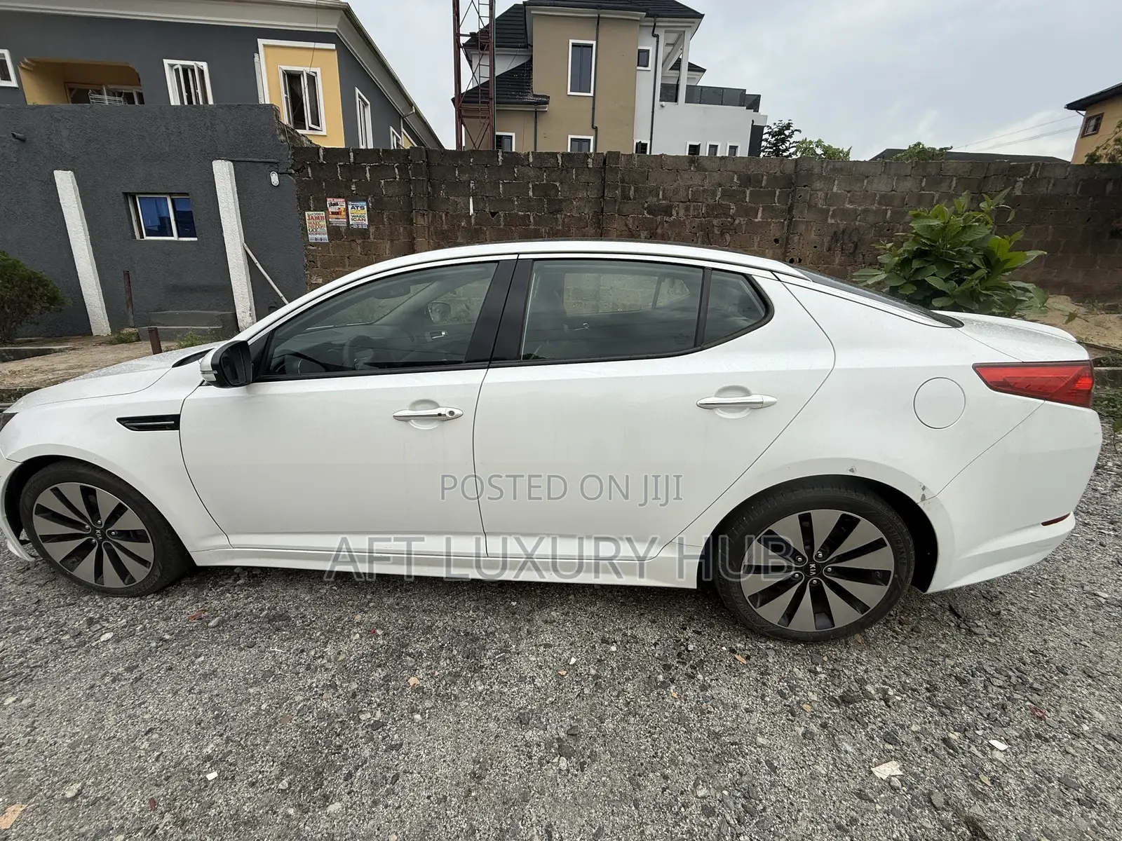Kia Optima SX 4dr Sedan (2.0L 4cyl 6A) 2011 White