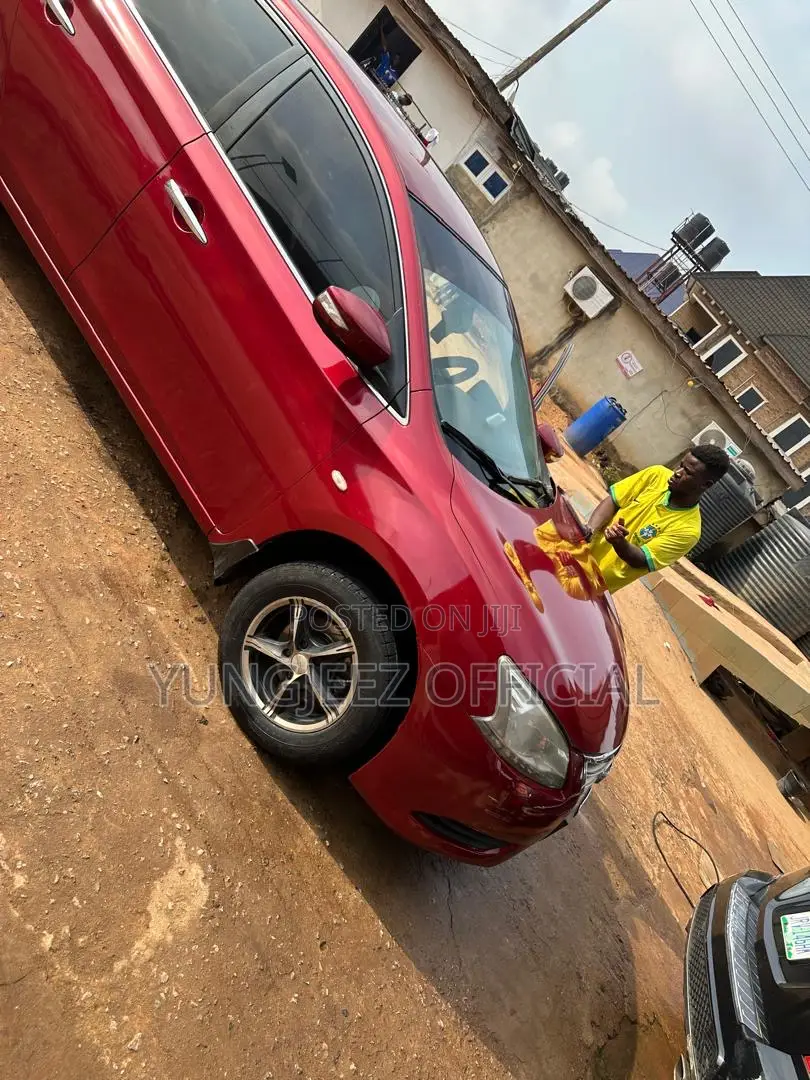 Nissan Sentra 2013 Red