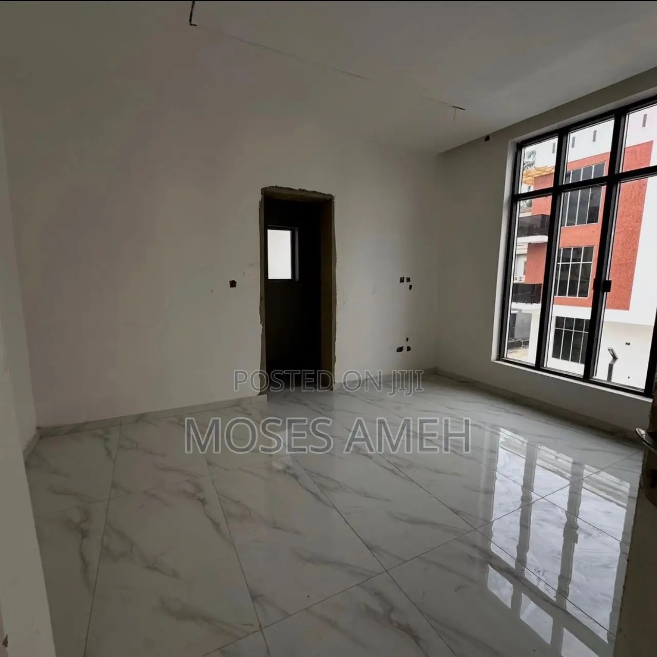 4bdrm Townhouse/Terrace in Utako for sale