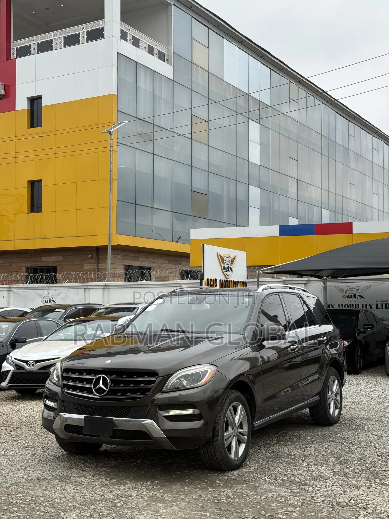 Mercedes-Benz M Class ML350 4MATIC 4dr SUV AWD (3.5L 6cyl 7A) 2014